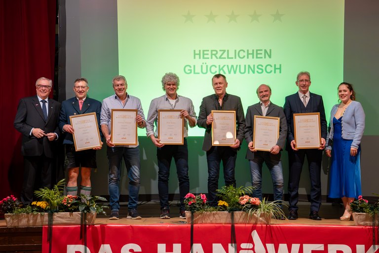 Goldener Meisterbrief Laureaten Querformat Godener Meisterbrief Laureaten Querformat